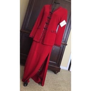 St. Johns two piece outfit! Sold at Neiman Marcus